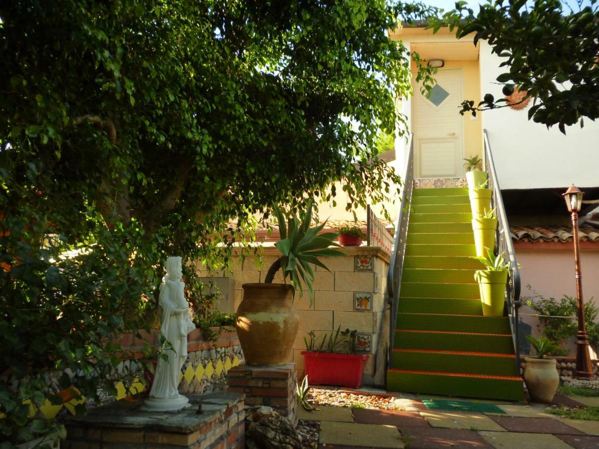 Holiday Maison Villa Arci Giardini-Naxos Zewnętrze zdjęcie